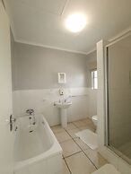 Loerie Guesthouse