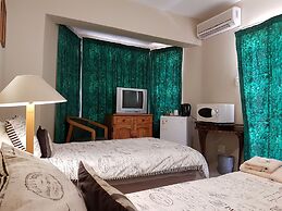 Loerie Guesthouse