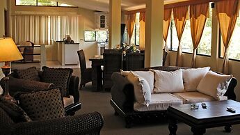 Hotel Oasis Bluefields