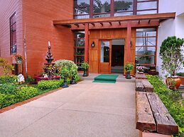 360 Kalaw Hotel
