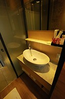 Noel Business Hotel