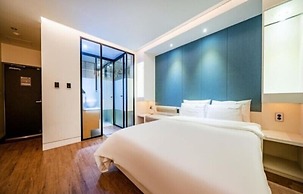 Noel Business Hotel