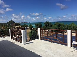 Friends Beach Hotel