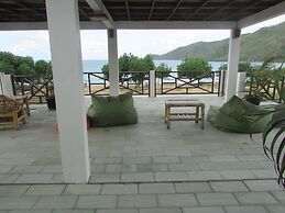 Friends Beach Hotel