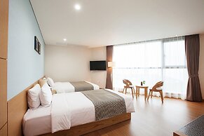 You Us Hotel