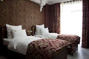 NEAPOL boutique hotel