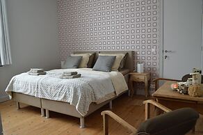 B&B at Room's