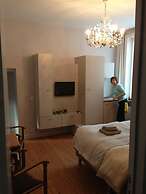B&B at Room's