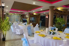 Victoria Cliff Hotel & Resort
