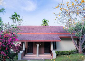 Victoria Cliff Hotel & Resort