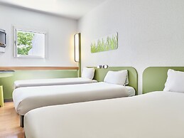 ibis budget Versailles Coignières