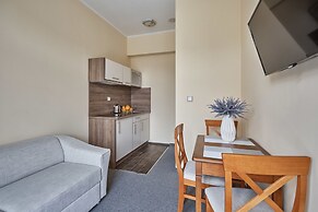 Apart Hotel Akropolis