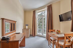 Apart Hotel Akropolis