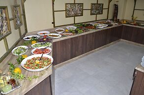 Myra Hotel