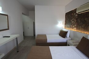 Myra Hotel