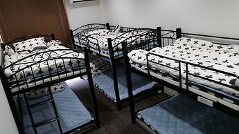 DK House - Hostel
