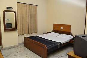Hotel Raghav Palace