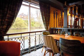 The Boathouse & Riverside Rooms