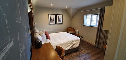 The Boathouse & Riverside Rooms
