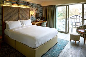 The Boathouse & Riverside Rooms