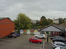 The Boathouse & Riverside Rooms