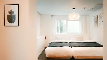 Hostel ARA125