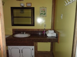 Cocopele Inn