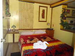 Cocopele Inn