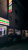 Remnant Guesthouse - Hostel
