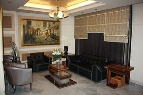 Camelot Hotel