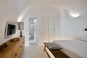 Olea Cave House