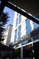 Seven Deep Hotel