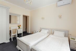 Asiya Hotel