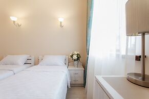Asiya Hotel