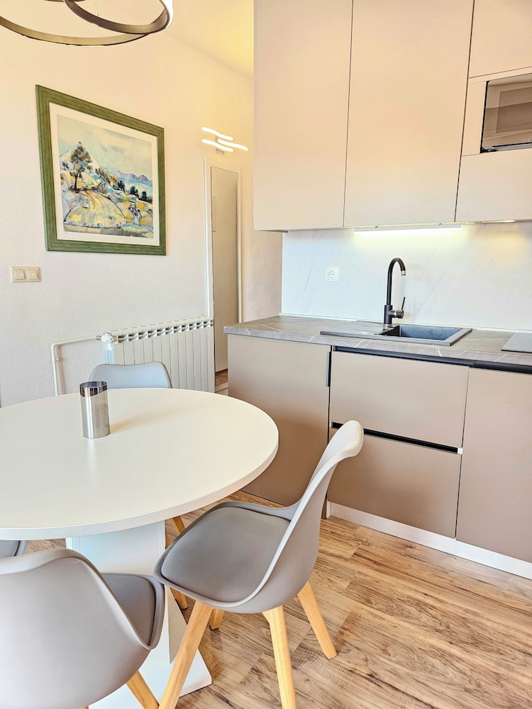 Amari Apartments