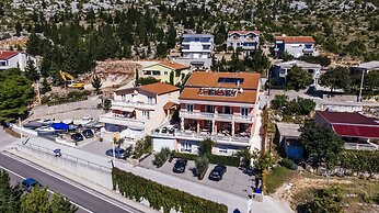 Amari Apartments