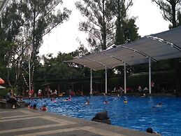 Oasis Siliwangi Sport Hotel