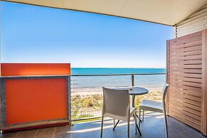 Onslow Beach Resort