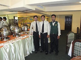 Hotel Crown Inn
