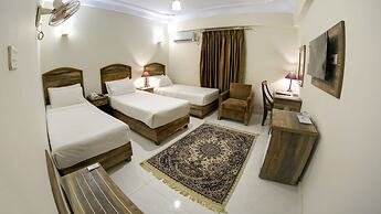 Hotel Crown Inn