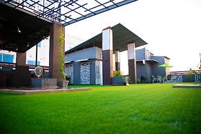 Hotel Crown Inn