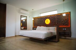 Hotel Crown Inn
