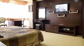 Airport Hotel