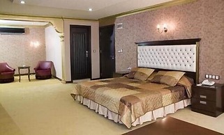 Airport Hotel