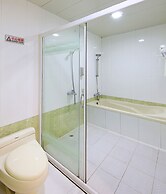 Xinhua Hotel