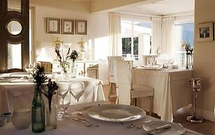 Leisure Isle Lodge