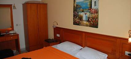 Hotel Platon Beach