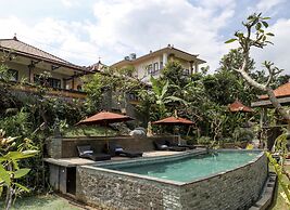 Tini Villa