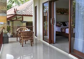 Tini Villa