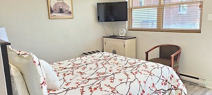 Maple Leaf Motel
